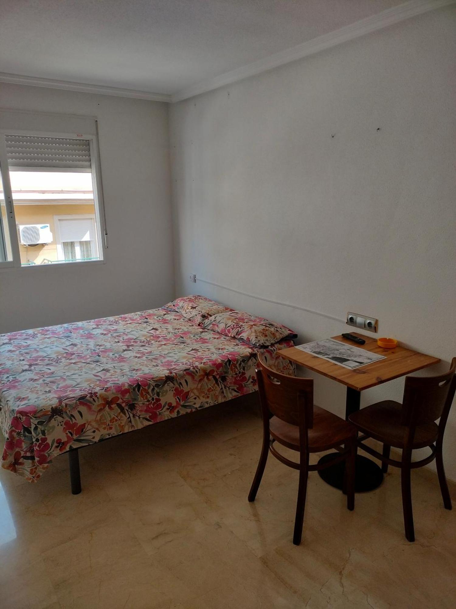 דירות אליקאנטה Holiday Centre Deluxe מראה חיצוני תמונה