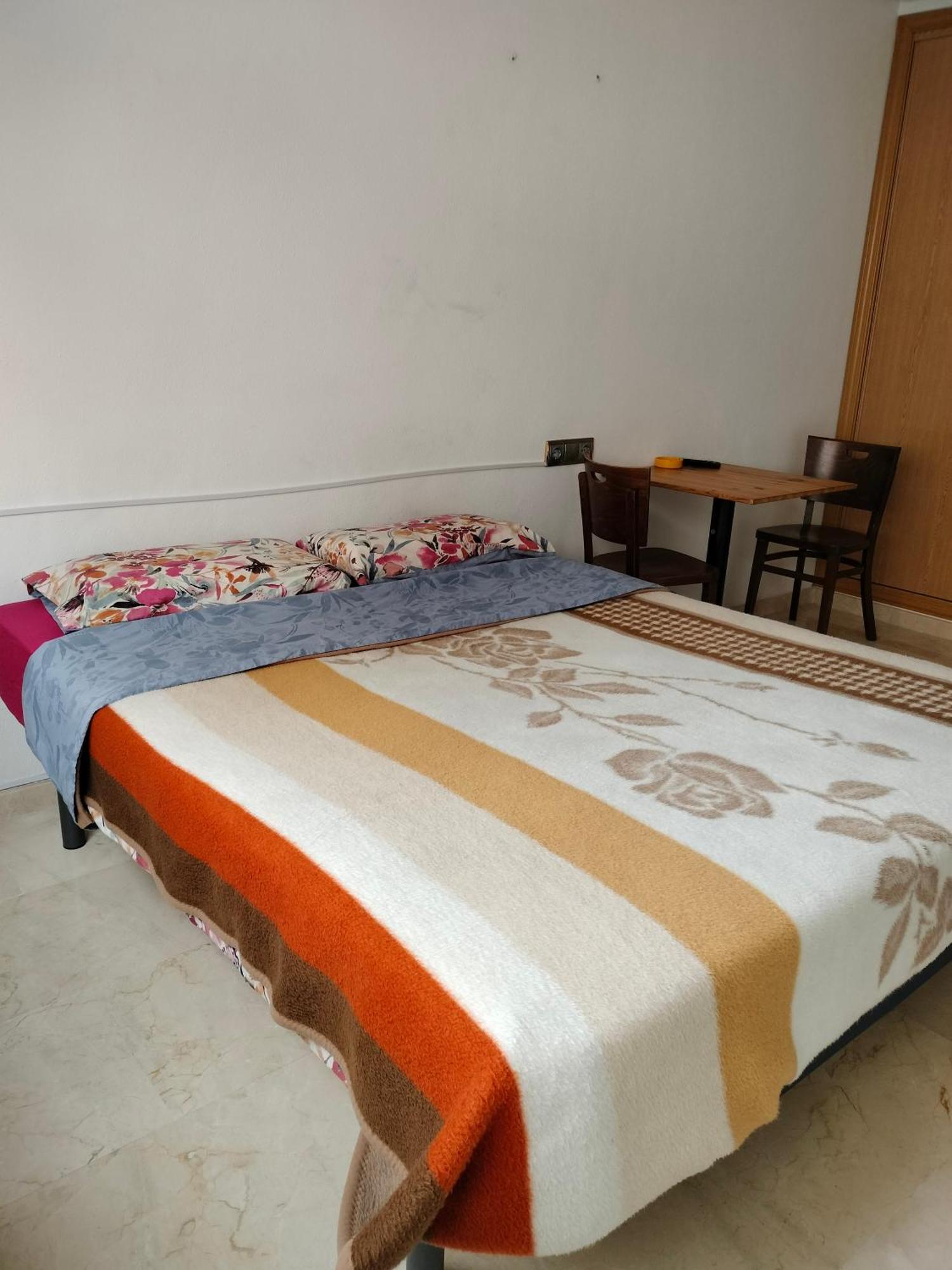 דירות אליקאנטה Holiday Centre Deluxe מראה חיצוני תמונה