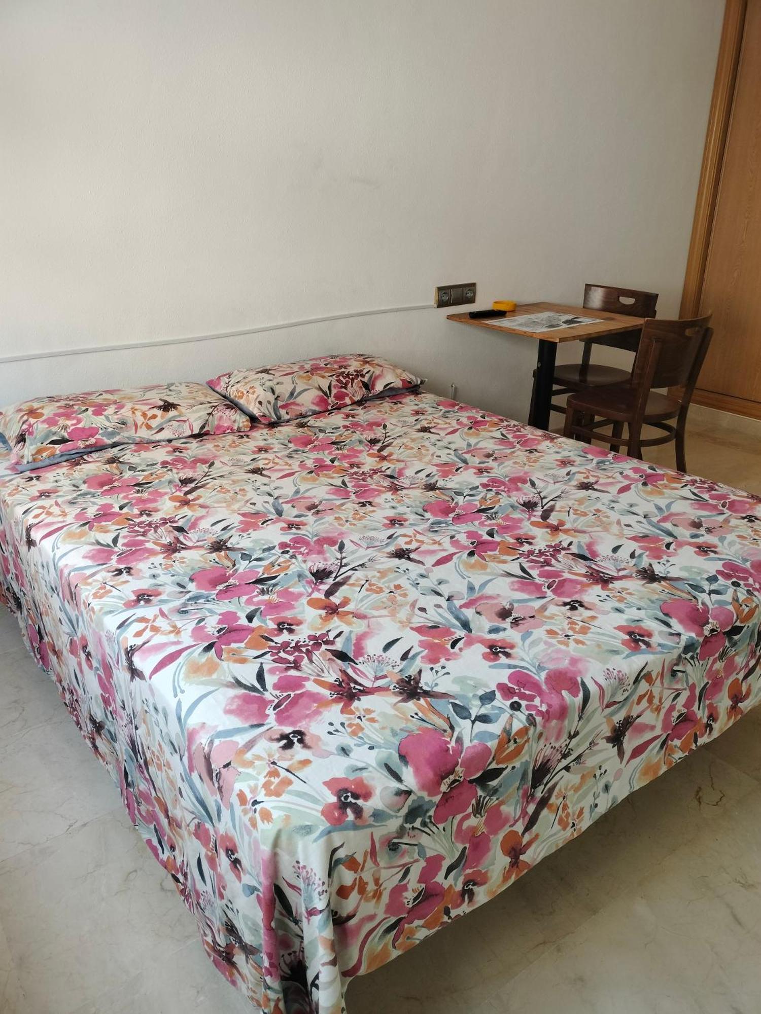 דירות אליקאנטה Holiday Centre Deluxe מראה חיצוני תמונה
