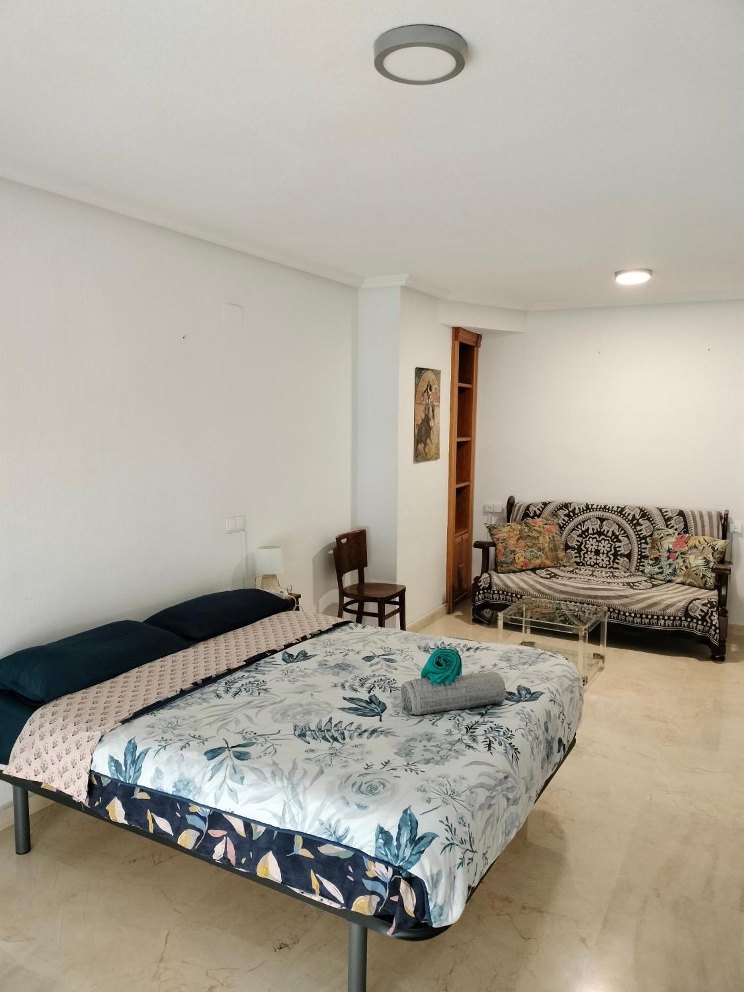 דירות אליקאנטה Holiday Centre Deluxe מראה חיצוני תמונה
