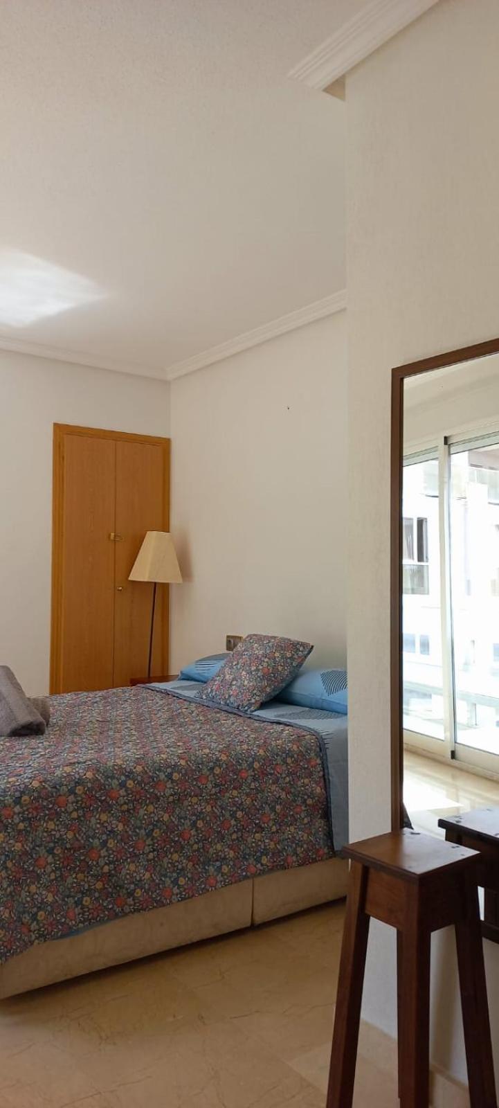 דירות אליקאנטה Holiday Centre Deluxe מראה חיצוני תמונה